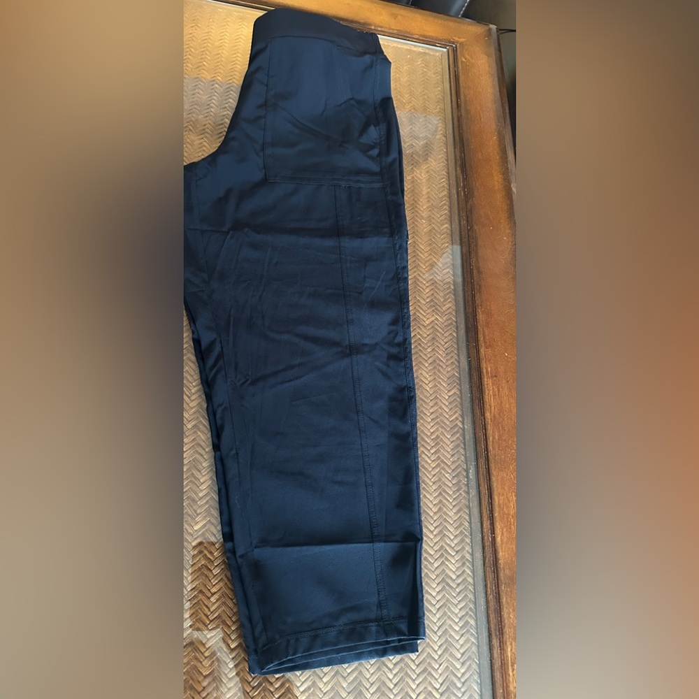 NWOT Navy Blue Ankle Length Casual Pant